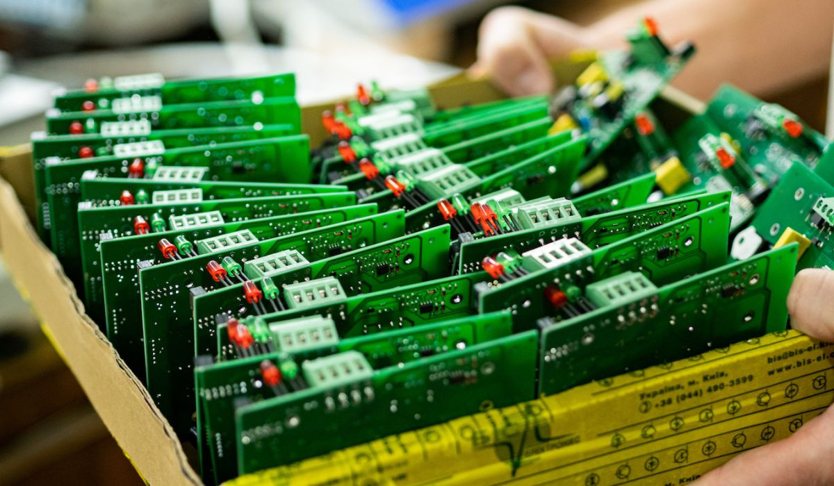 Industrial automation devices